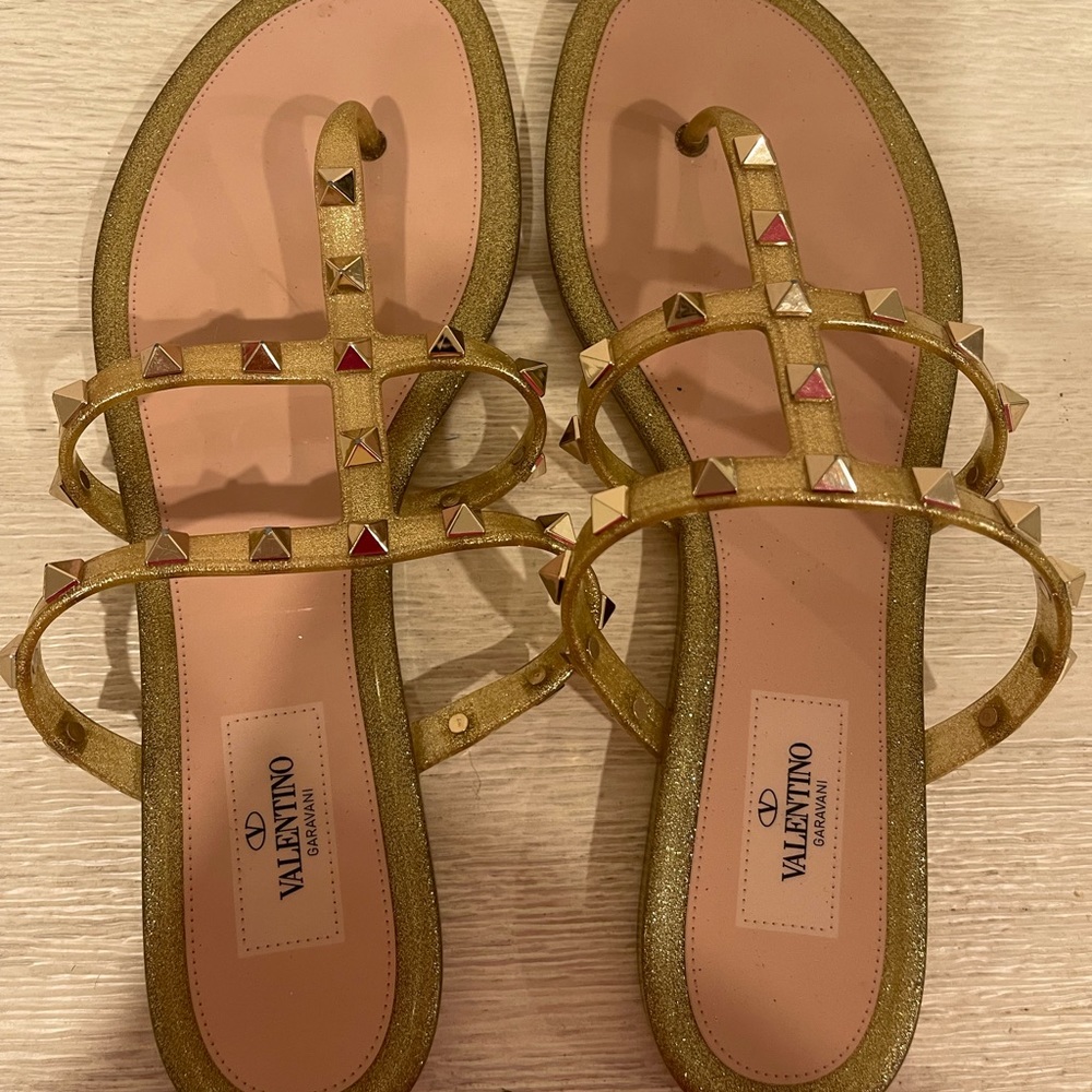 Valentino Gold Jelly slides